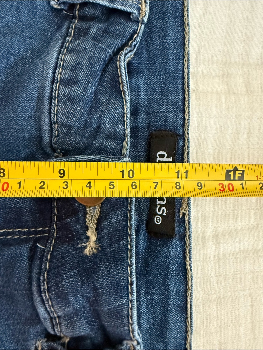 d. jeans Denim Bermuda Shorts Size 12 - Picture 6 of 7